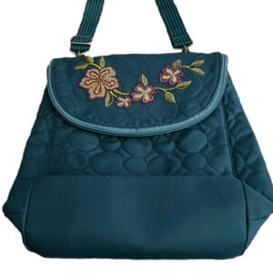 THIRTY one quilt backpack, strap adjustable 26-50” in very good condition